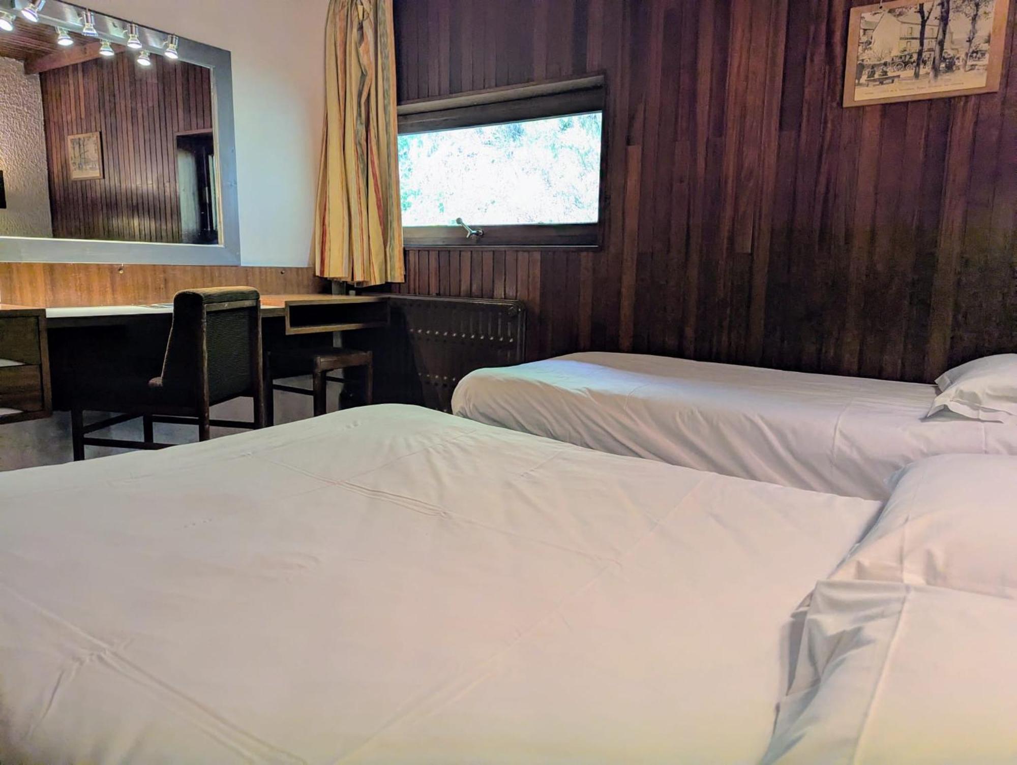 Gergovia Hotel Super Besse Luaran gambar