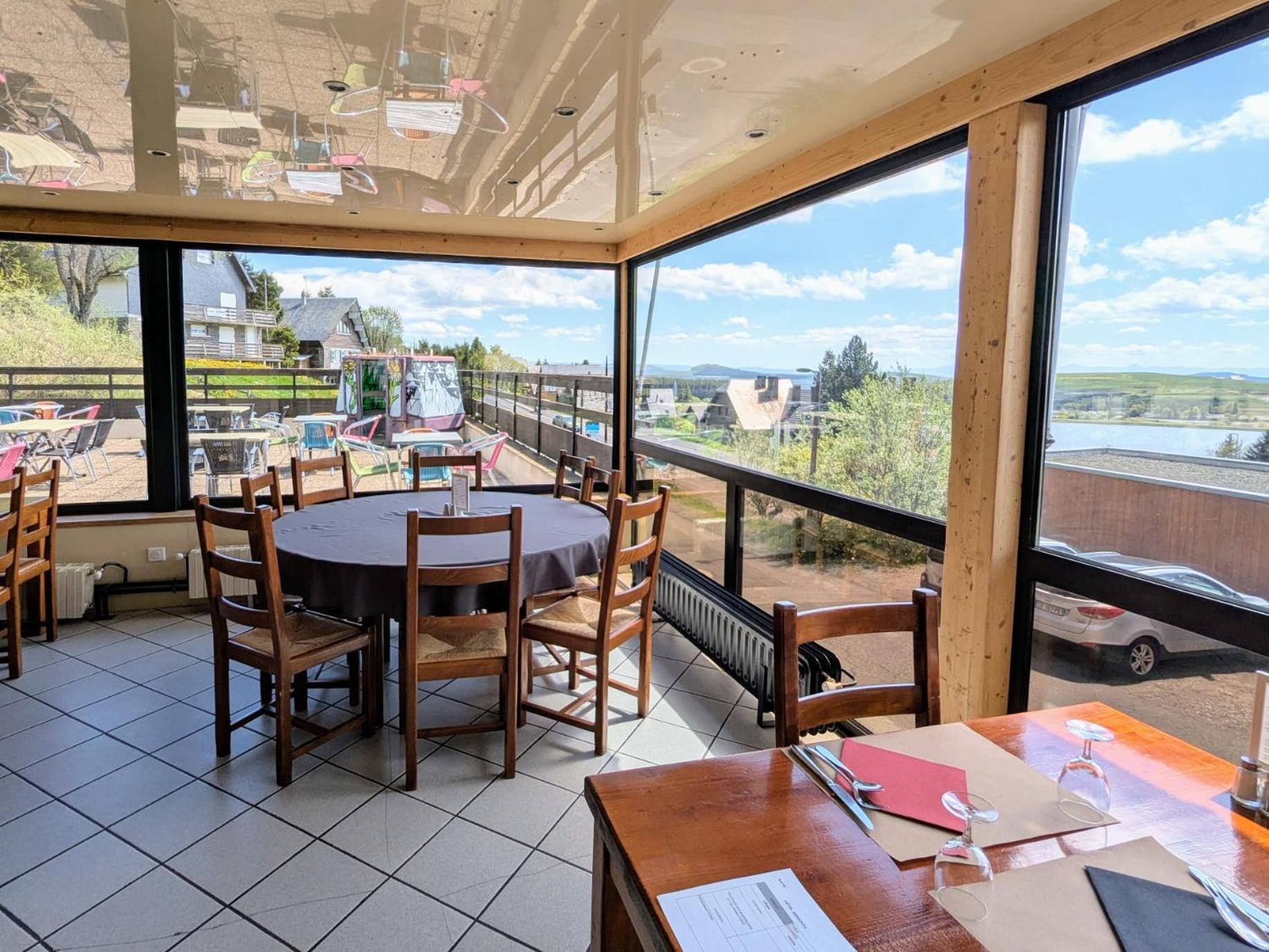 Gergovia Hotel Super Besse Luaran gambar