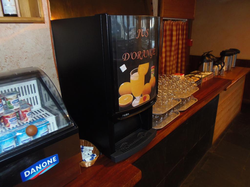 Gergovia Hotel Super Besse Luaran gambar
