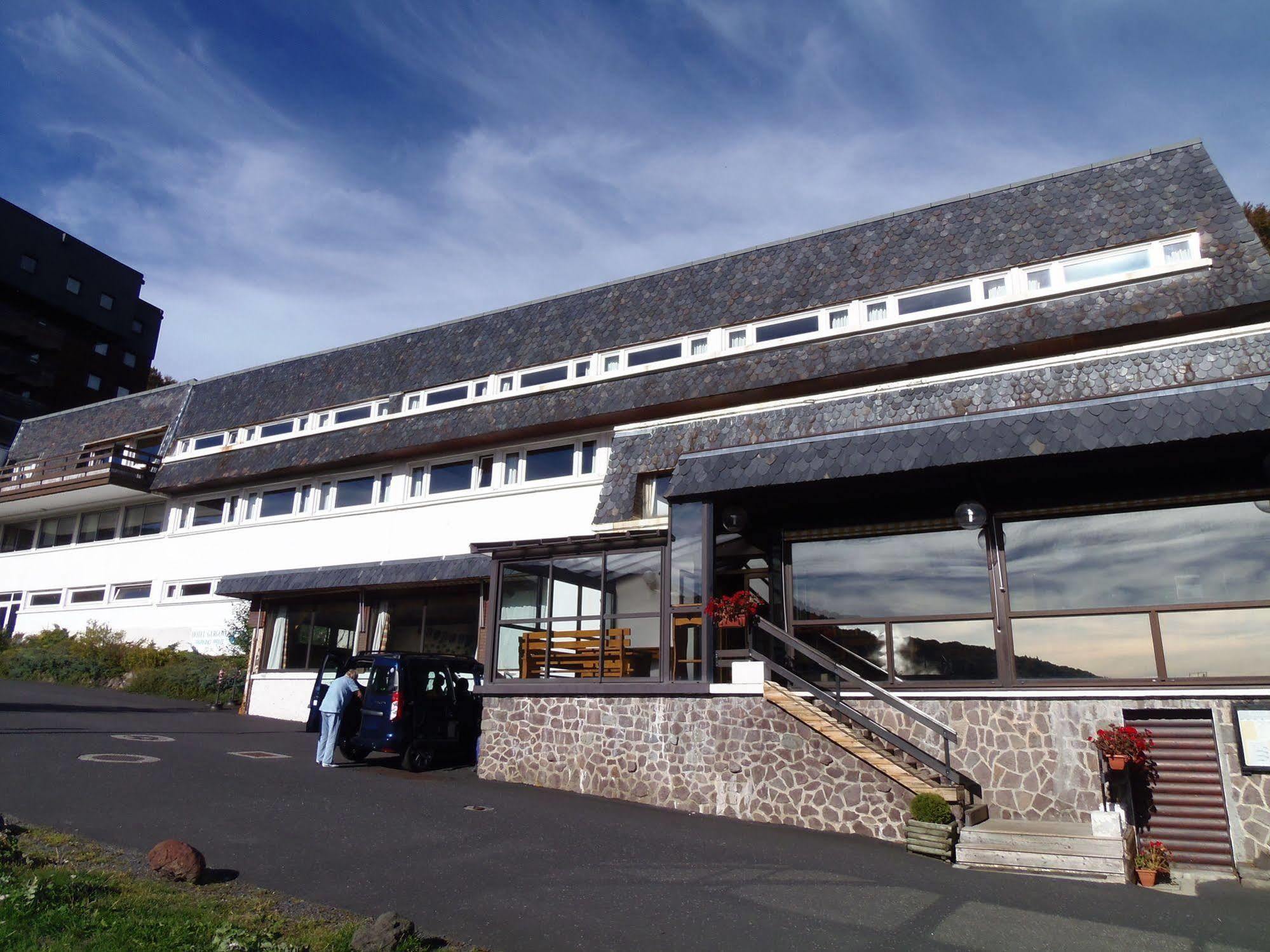 Gergovia Hotel Super Besse Luaran gambar